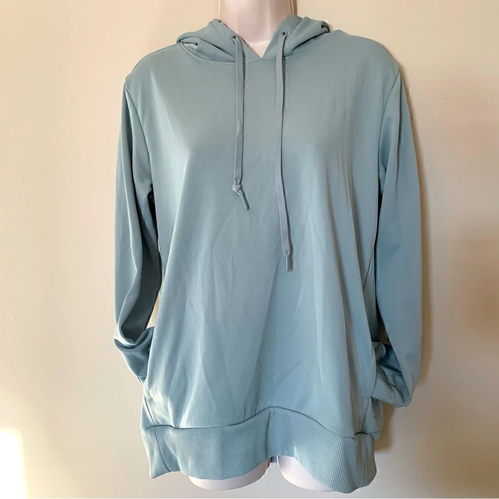 NWOT Mondetto women's sage green hoodie size small